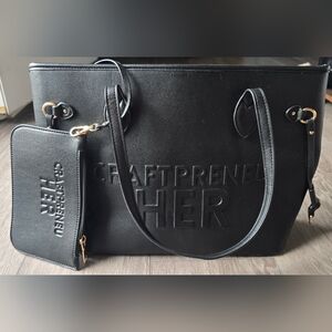 Black Embossed Tote & Wristlet Set Gold Hardware Large Structured Carryall